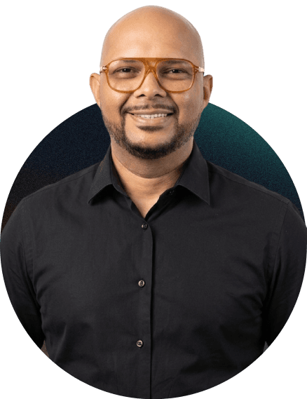 Cristian Oñate, Coordinador Comercial — Dinastía Inc