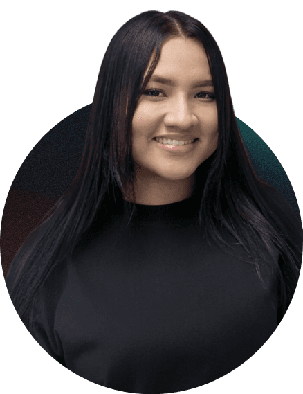 Yuneilis Maria Molina, Analista de soporte y distribución — Dinastía Inc